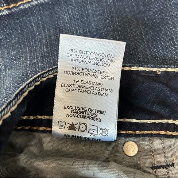 Silver Jeans - Picture 11 of 11